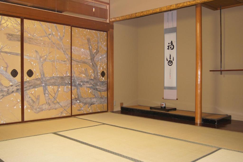 信貴山　玉蔵院　宿坊 平群町 部屋 写真